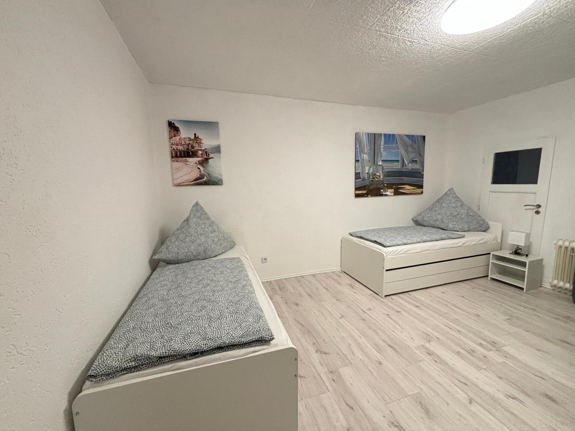 140Qm - 4 Zimmer- Parkplatz - Autobahn - Blauer See - Mallibase Apartments 가르브센 외부 사진